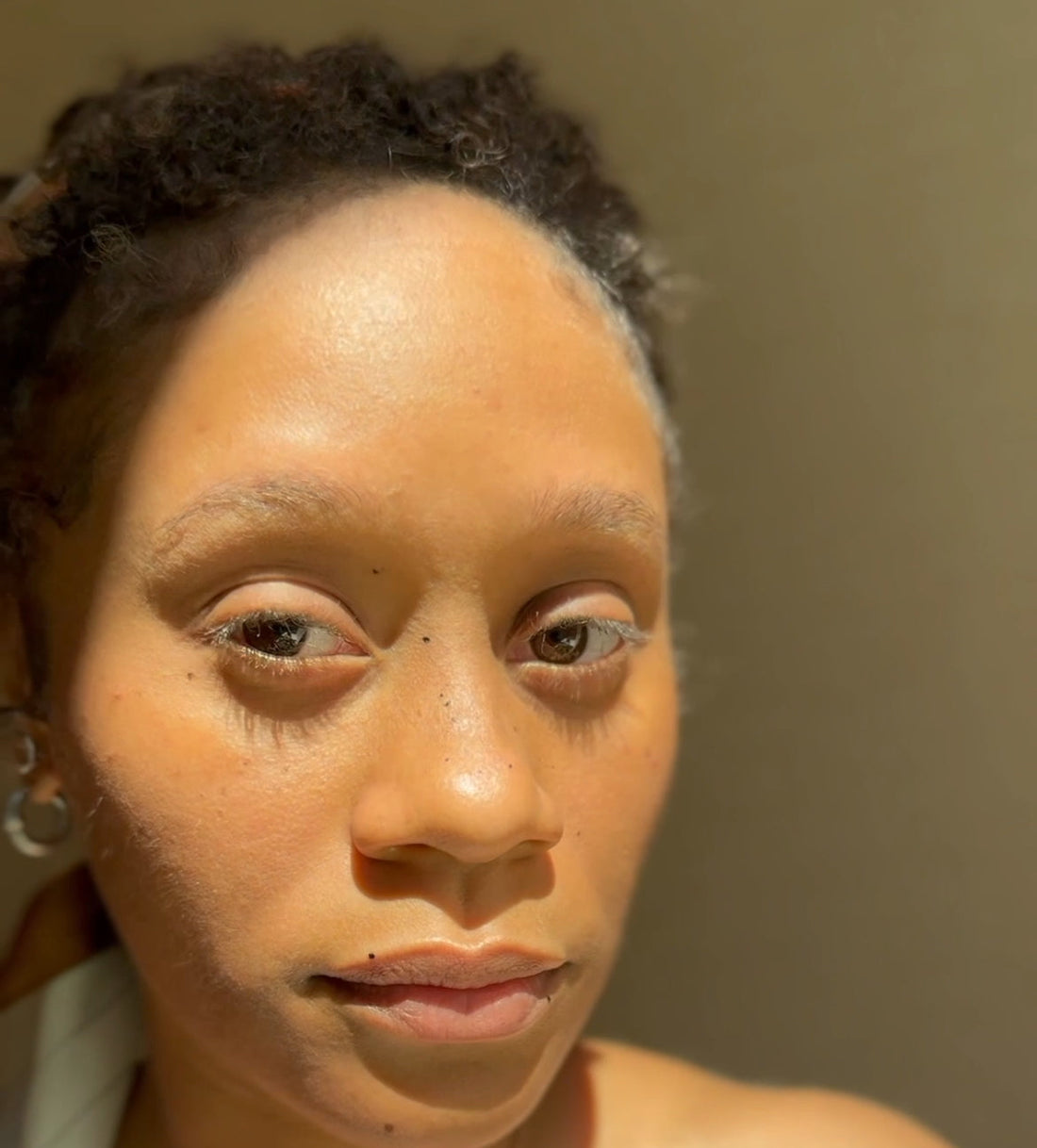 Simple Anti-Aging Skincare: Keeping Your Skin Youthful, Naturally